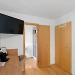 Anytime - Gaestehaus Am Weinberg In Appartamento Uberlingen