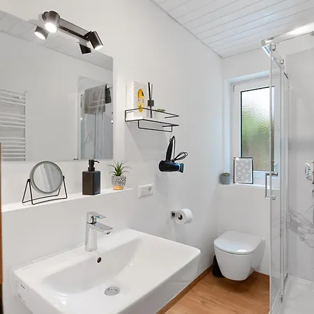 Anytime - Gaestehaus Am Weinberg In Uberlingen