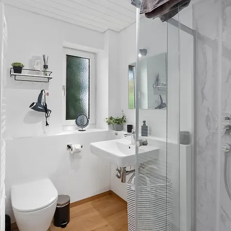 Anytime - Gaestehaus Am Weinberg In Apartman *