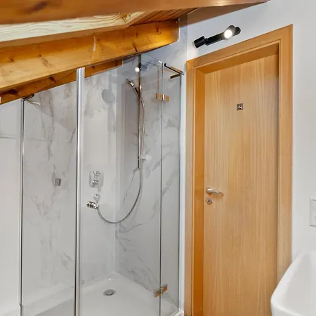 Anytime - Gaestehaus Am Weinberg In Apartment