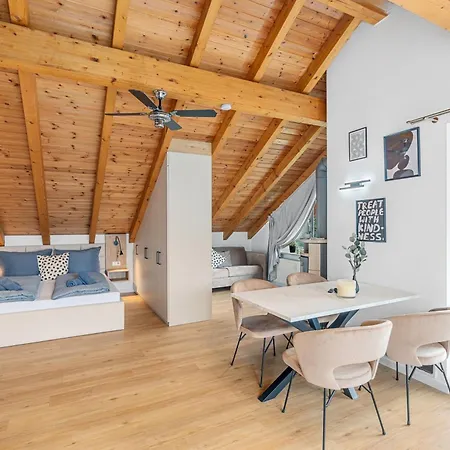 Anytime - Gaestehaus Am Weinberg In Uberlingen